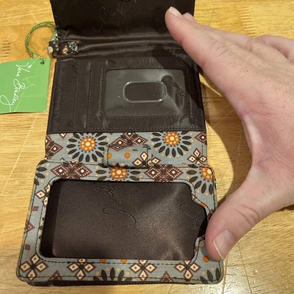 NEW Vera‎ Bradley Canyon Brown Multi Cotton Smart Wristlet Wallet Card Case